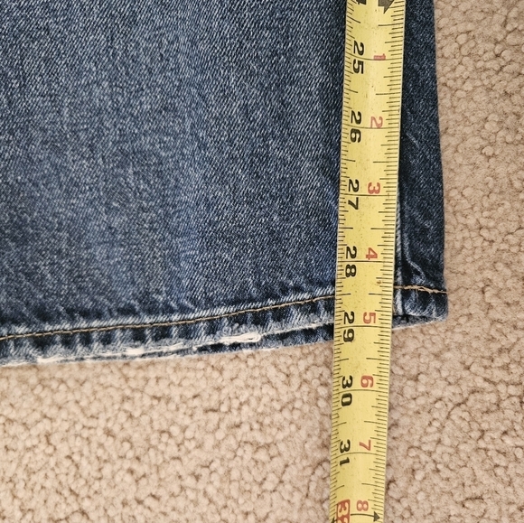 BDG Blue High Rise Jeans with Vintage Fading and Straight Leg - Picture 12 of 12